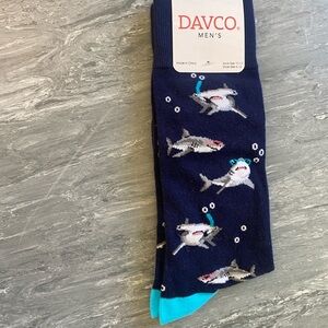 Davco Men's Shark Design Socks - Navy